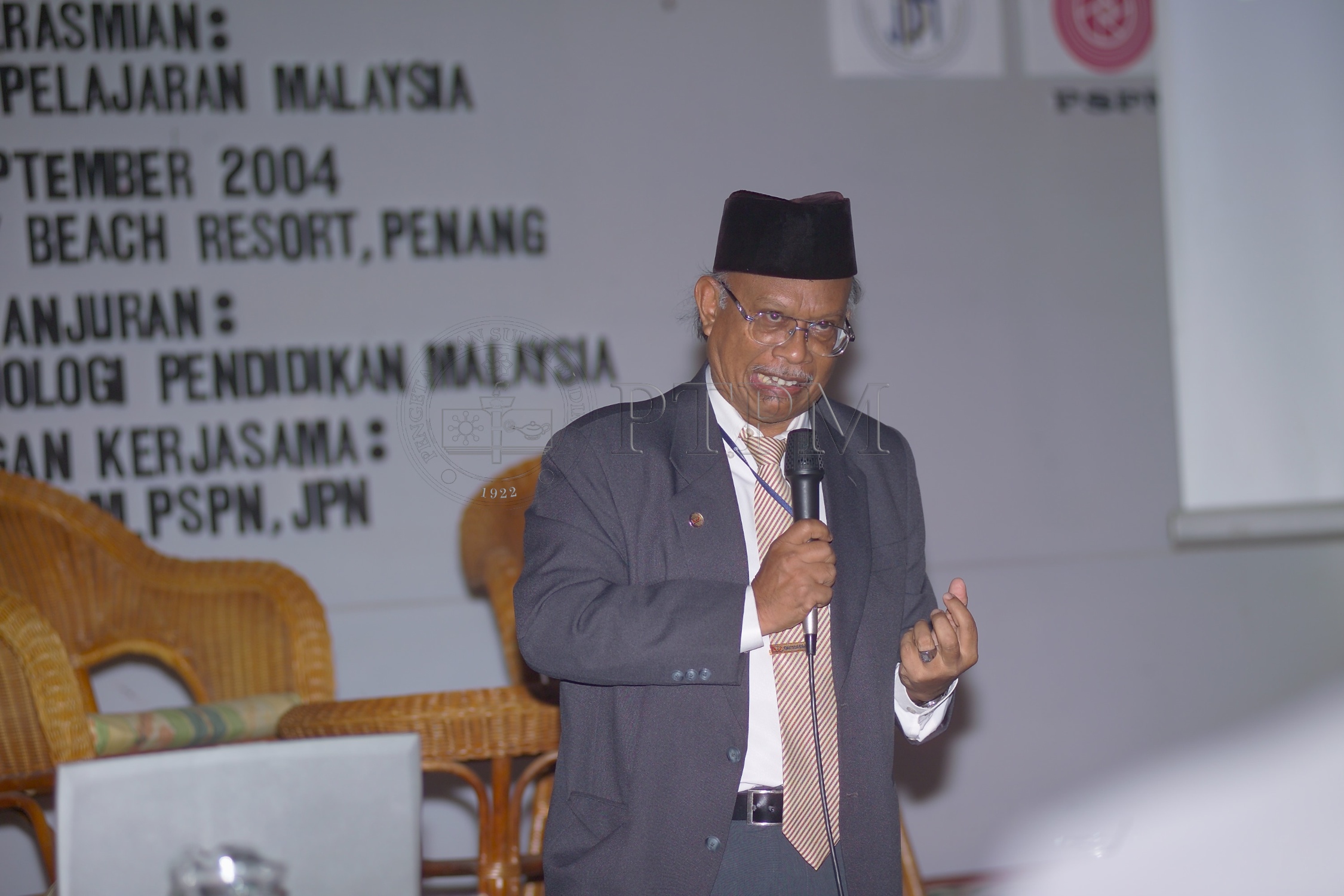 PTPM 04 18 ptpm D8XZ2382